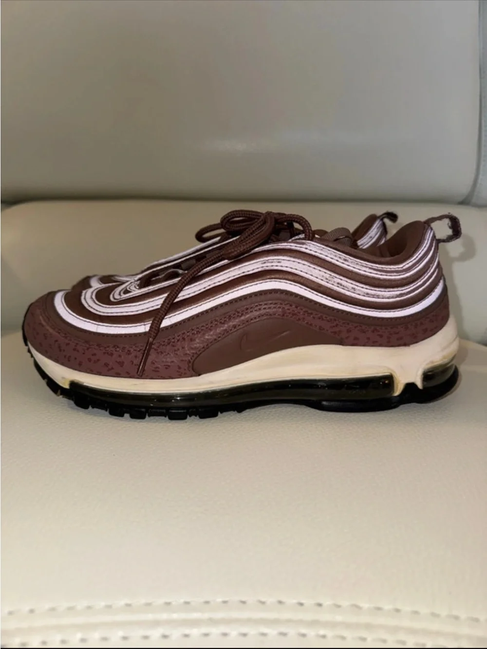 NIKE WOMEN’S AIR MAX 97